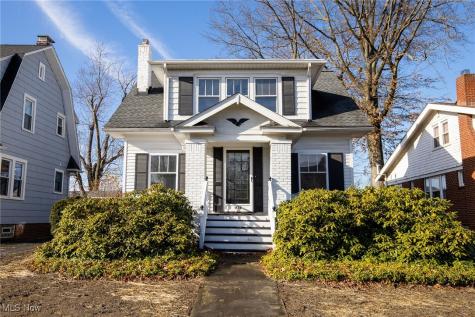 1478 Bunts Road Lakewood OH 44107