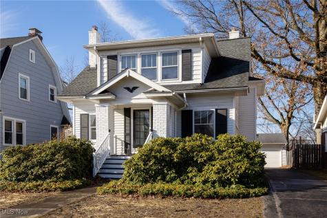 1478 Bunts Road Lakewood OH 44107