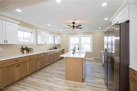 1478 Bunts Road Lakewood OH 44107