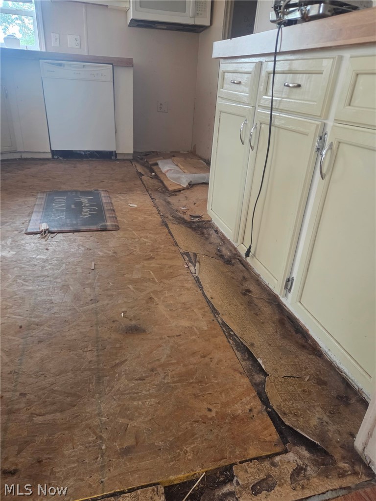 27696 Oregon Perrysburg OH 43551