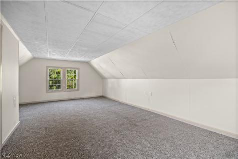 223 Stanford Avenue Elyria OH 44035