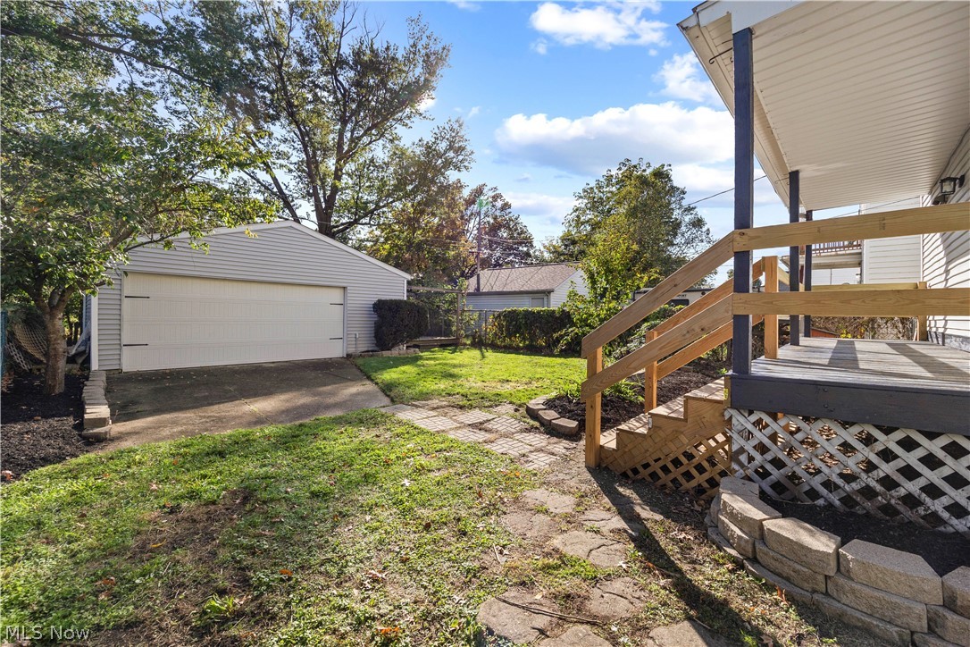 223 Stanford Avenue Elyria OH 44035