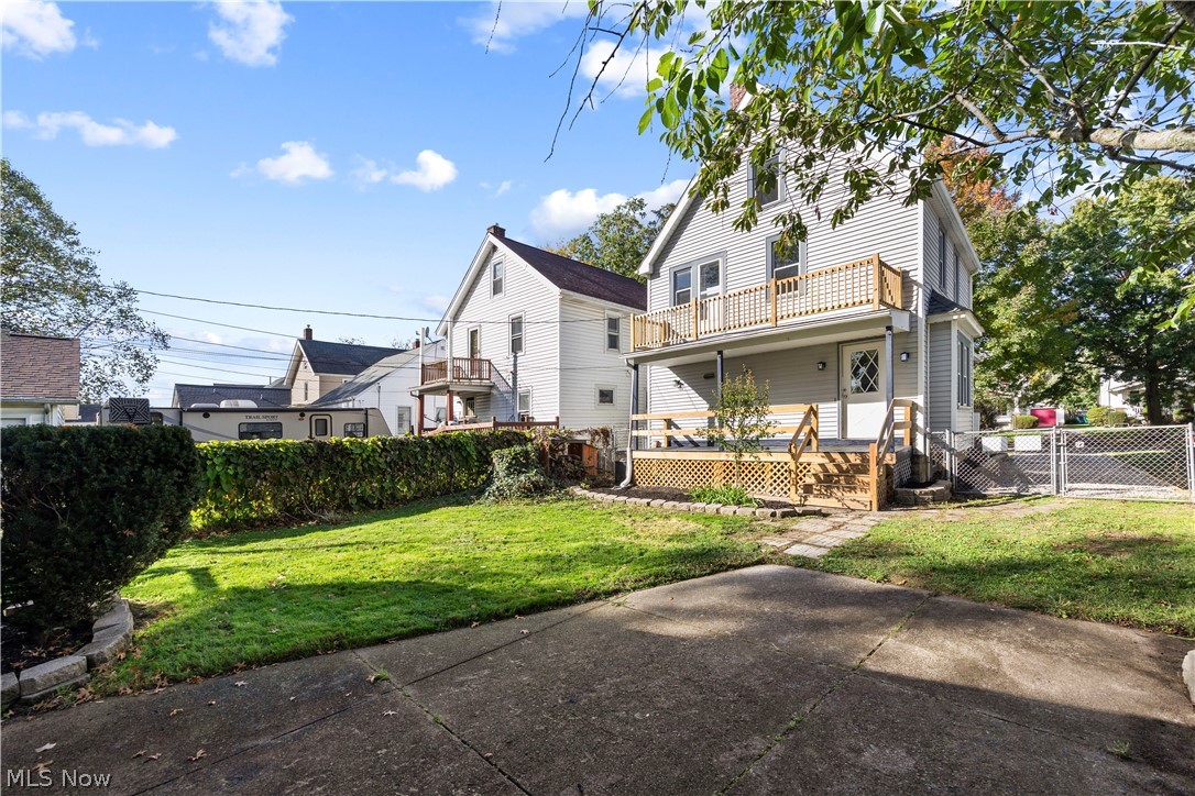223 Stanford Avenue Elyria OH 44035