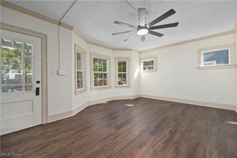 223 Stanford Avenue Elyria OH 44035