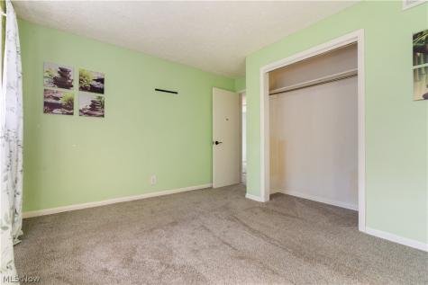3194 S Bender Avenue Akron OH 44319