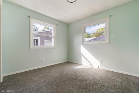 3194 S Bender Avenue Akron OH 44319