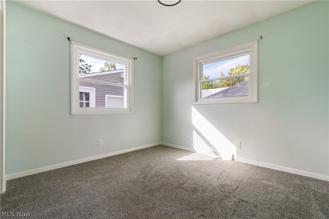 3194 S Bender Avenue Akron OH 44319
