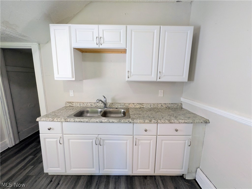 10721 Columbia Avenue Cleveland OH 44108