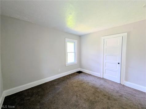 10721 Columbia Avenue Cleveland OH 44108