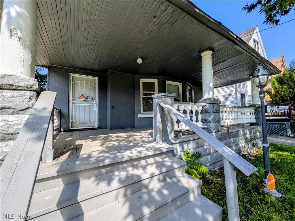 10721 Columbia Avenue Cleveland OH 44108
