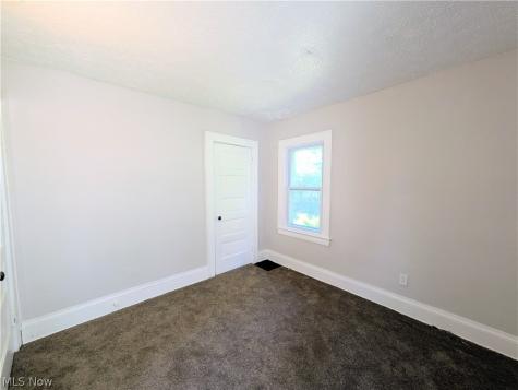 10721 Columbia Avenue Cleveland OH 44108