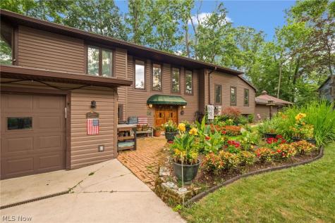 910 Pike Drive Mansfield OH 44903