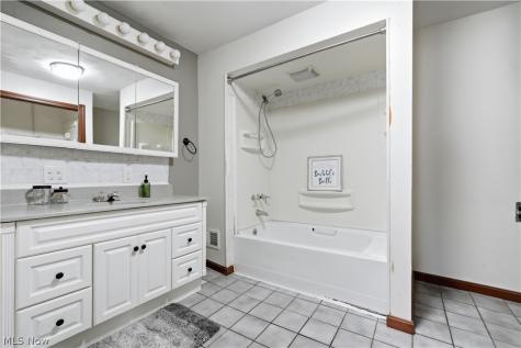 220 Diamond Street Ashland OH 44805