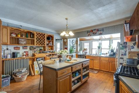 2478 Richmond Road Beachwood OH 44122