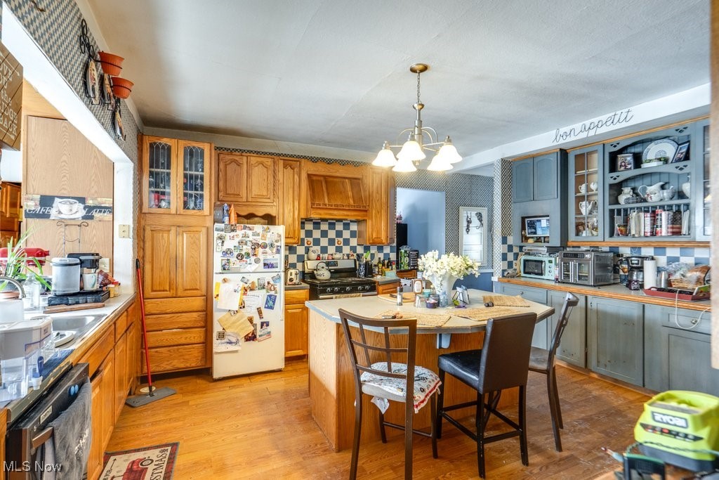 2478 Richmond Road Beachwood OH 44122