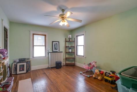 2478 Richmond Road Beachwood OH 44122