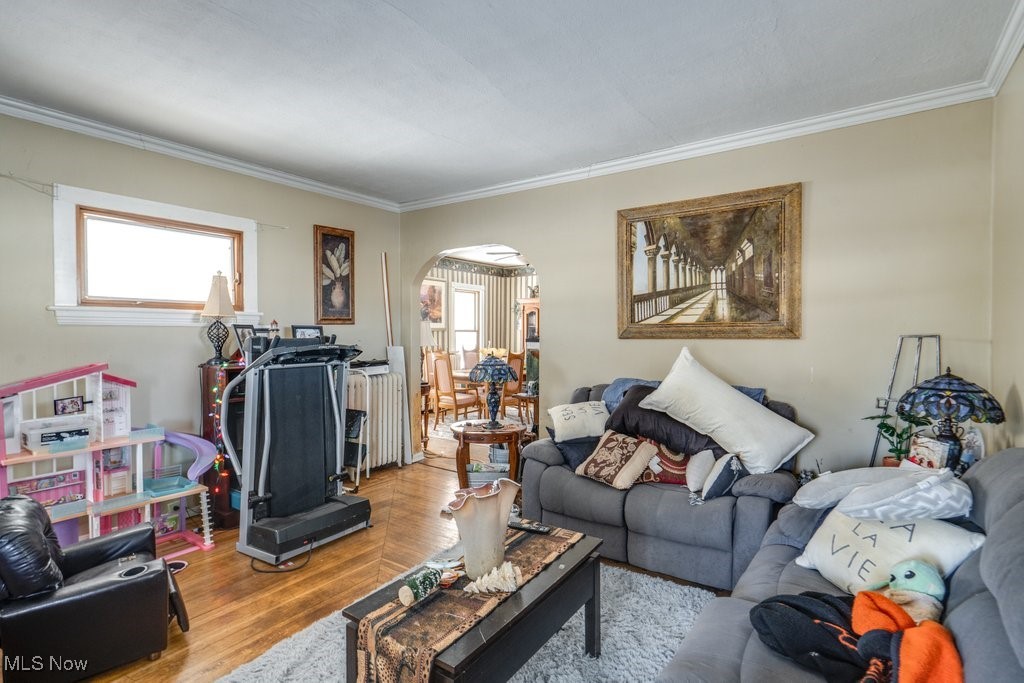 2478 Richmond Road Beachwood OH 44122
