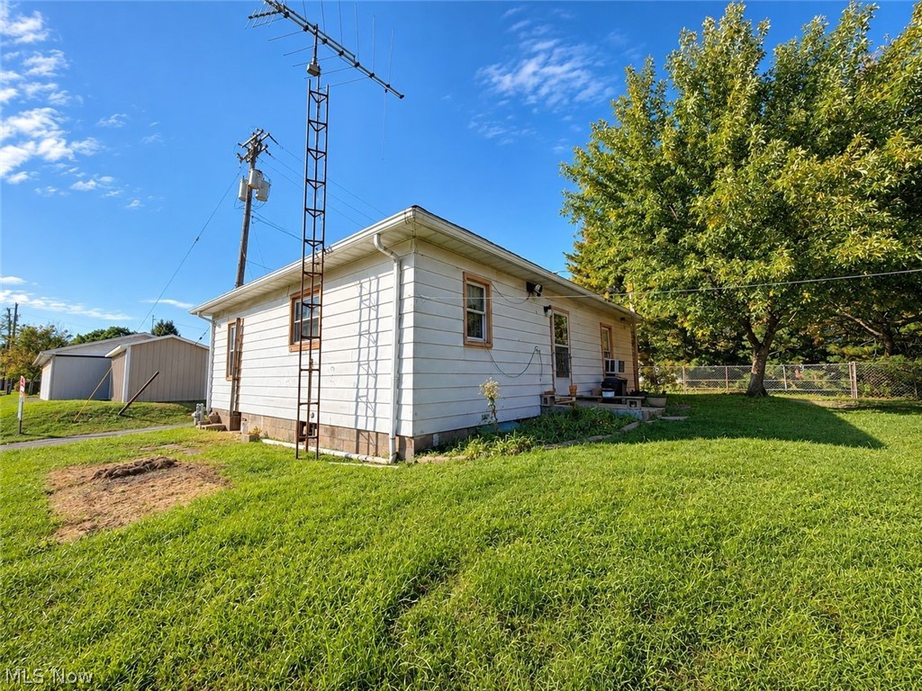 220 S Nelson Avenue Lisbon OH 44432