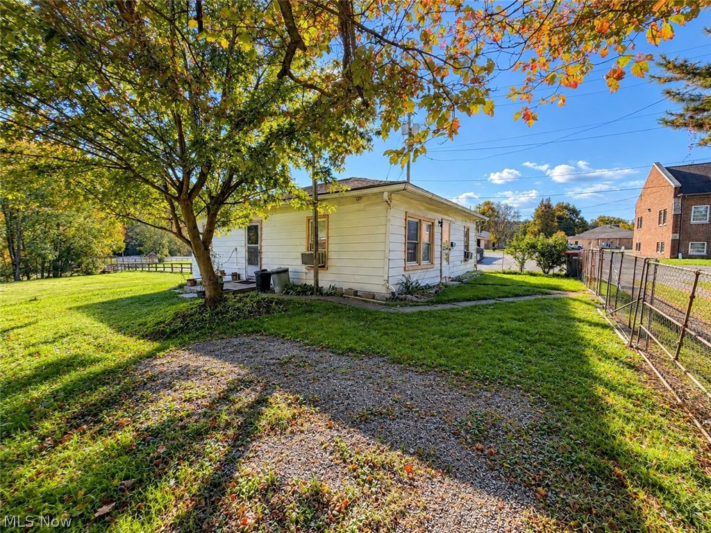 220 S Nelson Avenue Lisbon OH 44432