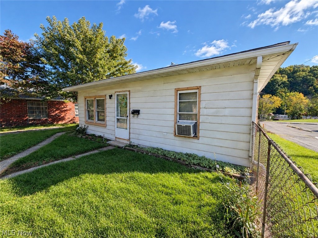 220 S Nelson Avenue Lisbon OH 44432