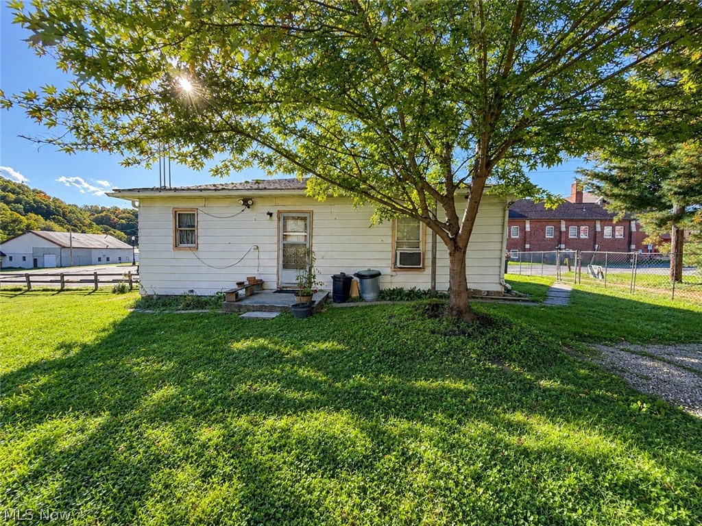 220 S Nelson Avenue Lisbon OH 44432