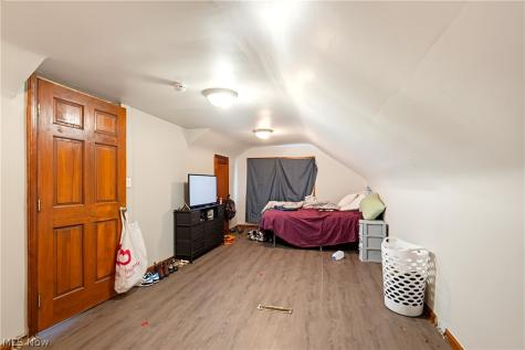 429 Gobel Avenue NE Canton OH 44704