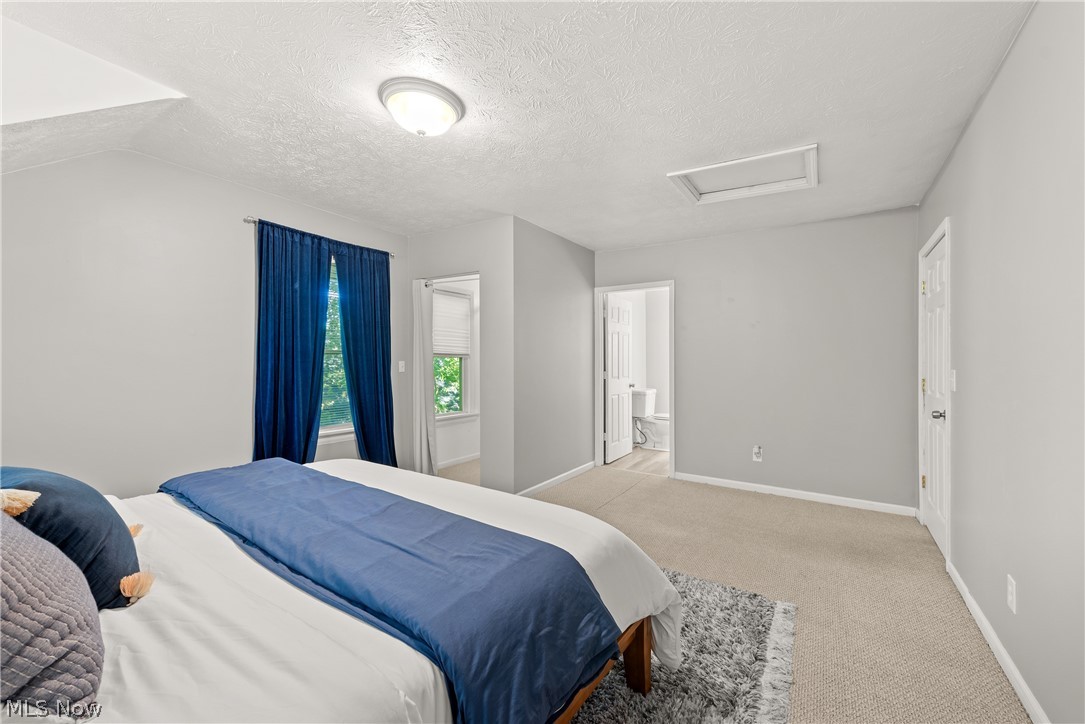 1395 Delia Avenue Akron OH 44320