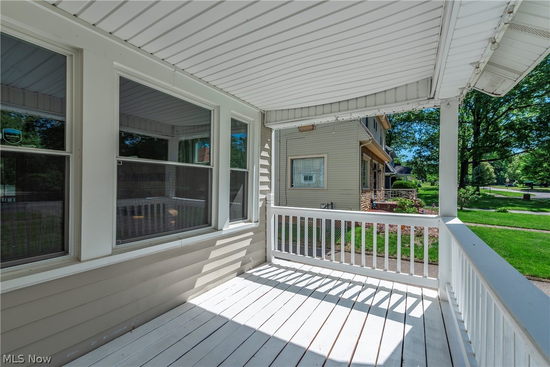 1395 Delia Avenue Akron OH 44320