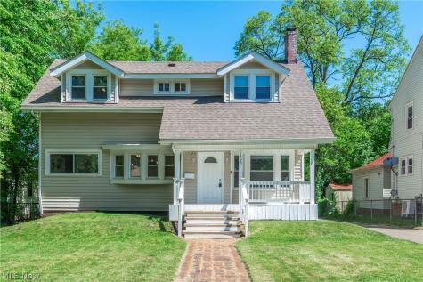 1395 Delia Avenue Akron OH 44320
