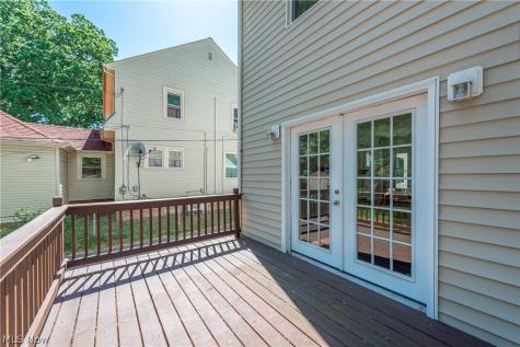 1395 Delia Avenue Akron OH 44320