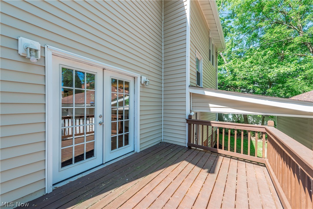 1395 Delia Avenue Akron OH 44320