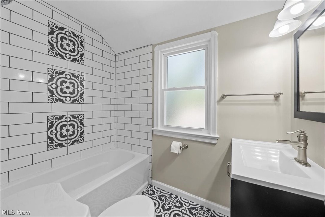 13909 Thraves Avenue Garfield Heights OH 44125