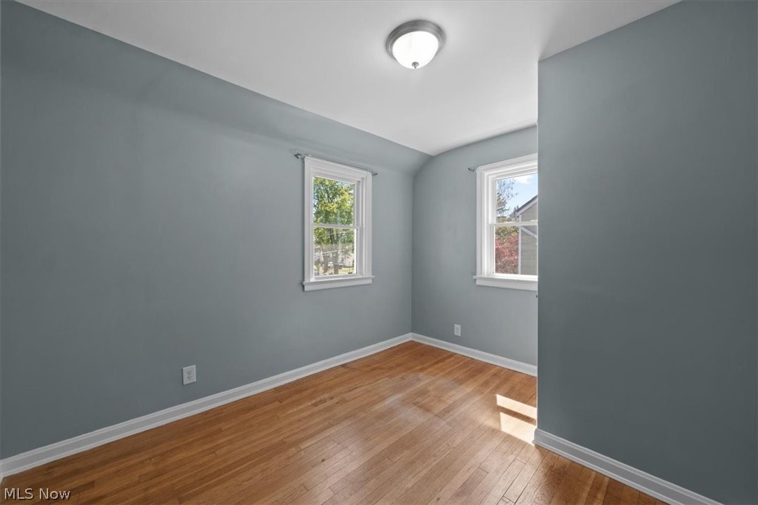 13909 Thraves Avenue Garfield Heights OH 44125