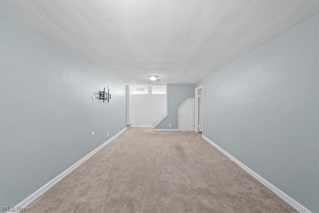 13909 Thraves Avenue Garfield Heights OH 44125