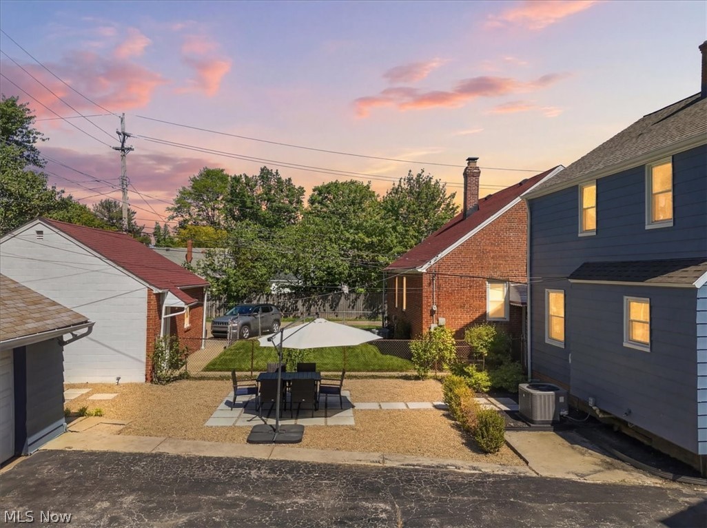 13909 Thraves Avenue Garfield Heights OH 44125