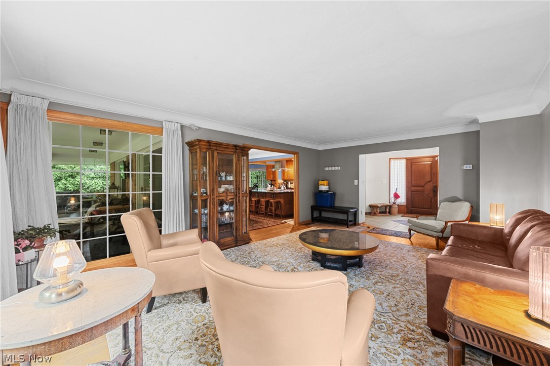 3819 Brainard Road Woodmere OH 44122