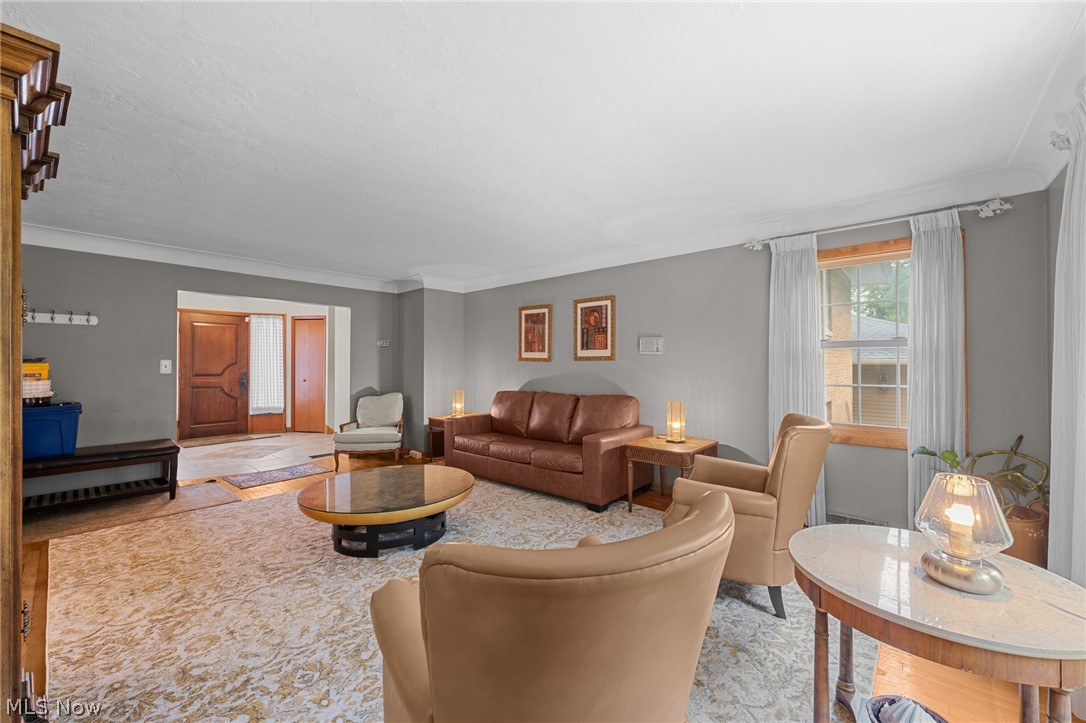 3819 Brainard Road Woodmere OH 44122