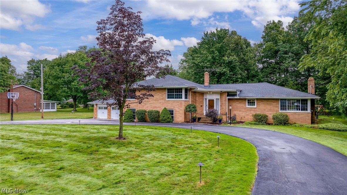 3819 Brainard Road Woodmere OH 44122
