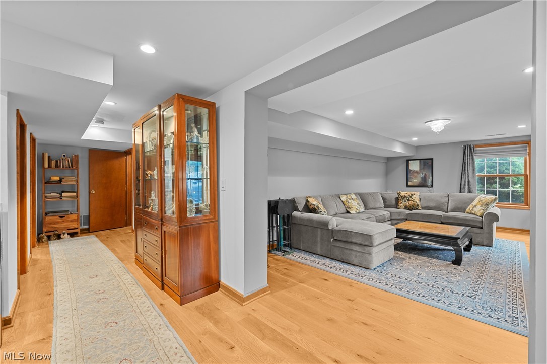 3819 Brainard Road Woodmere OH 44122