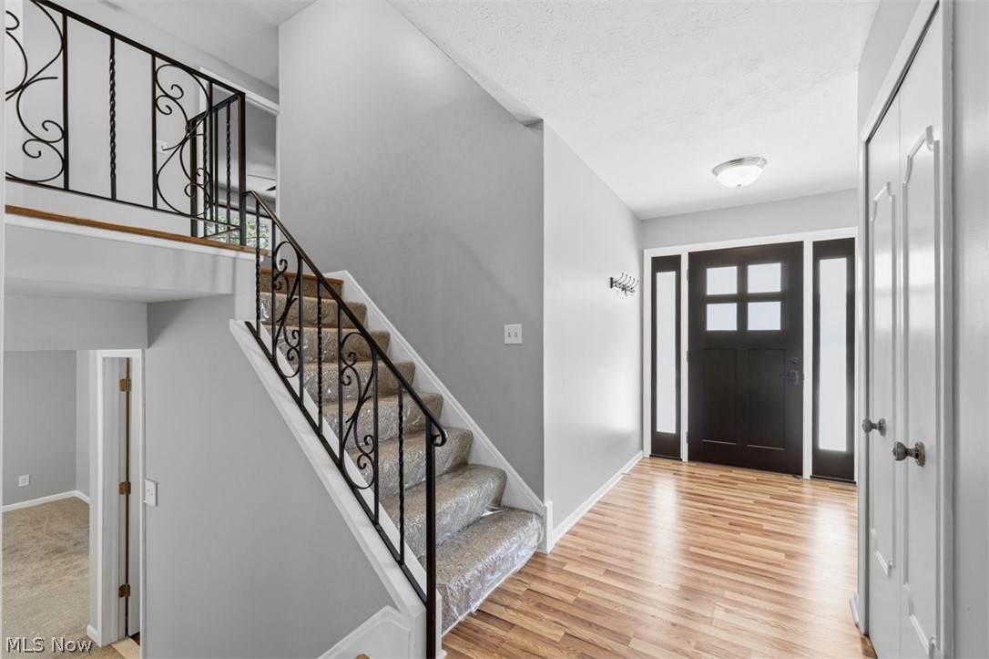6815 Hickory Hill Drive Mayfield Village OH 44143