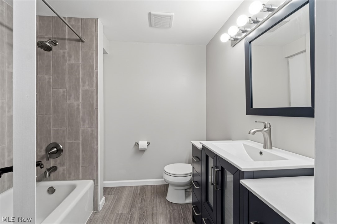 6815 Hickory Hill Drive Mayfield Village OH 44143