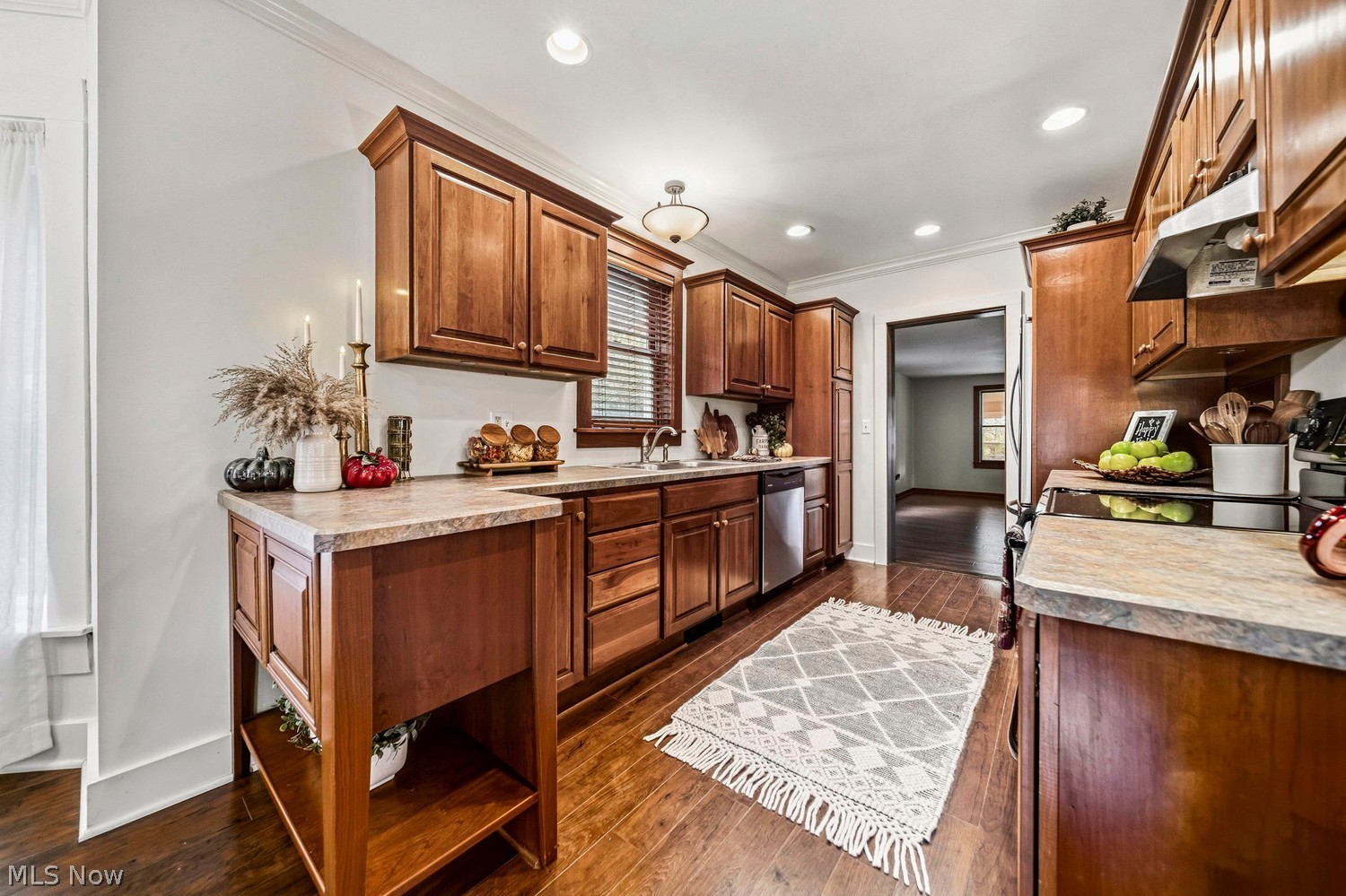 13910 E Center Street Burton OH 44021