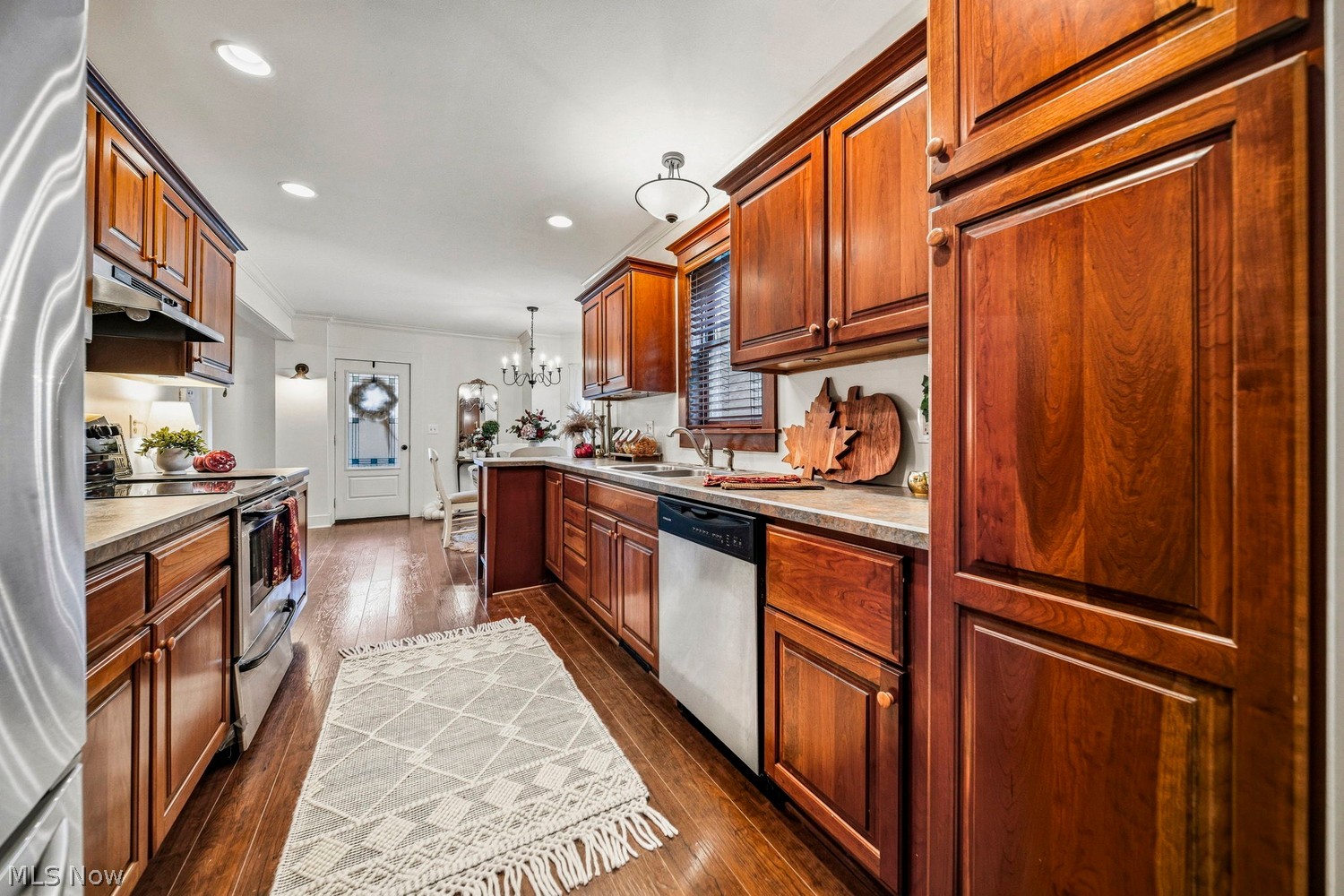 13910 E Center Street Burton OH 44021