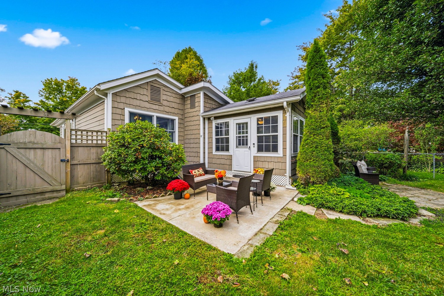 13910 E Center Street Burton OH 44021
