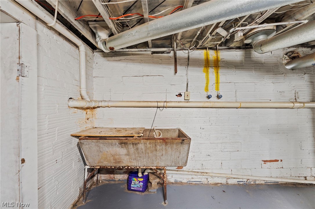 238 W North Street Akron OH 44303