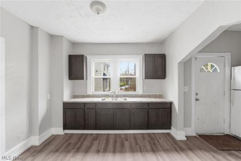 238 W North Street Akron OH 44303