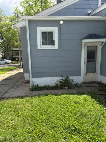 3482 W 136th Street Cleveland OH 44111