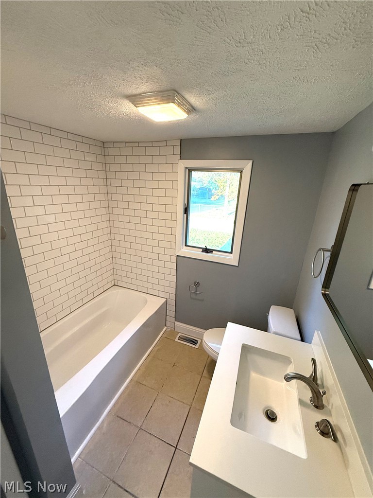 3687 Franklin Avenue Hubbard OH 44425
