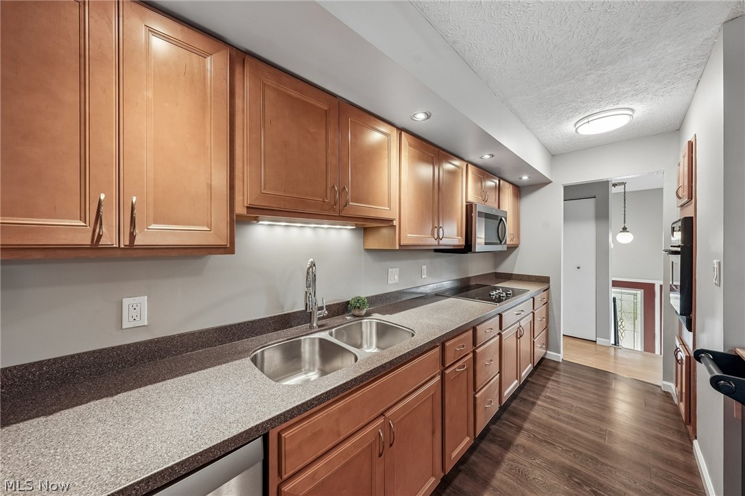 5750 Skyline Drive Seven Hills OH 44131