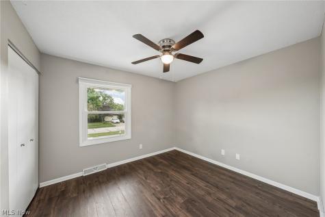5750 Skyline Drive Seven Hills OH 44131